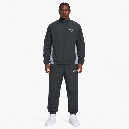 Nike Tracksuit (L)