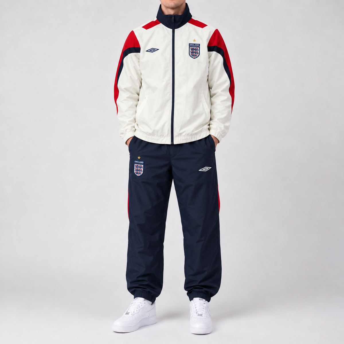 Umbro England Football Tracksuit (S)