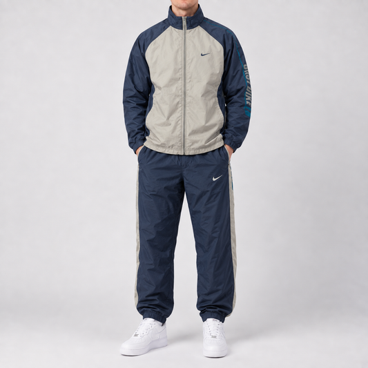 Nike Tracksuit (S)