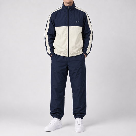 Nike Tracksuit (M)