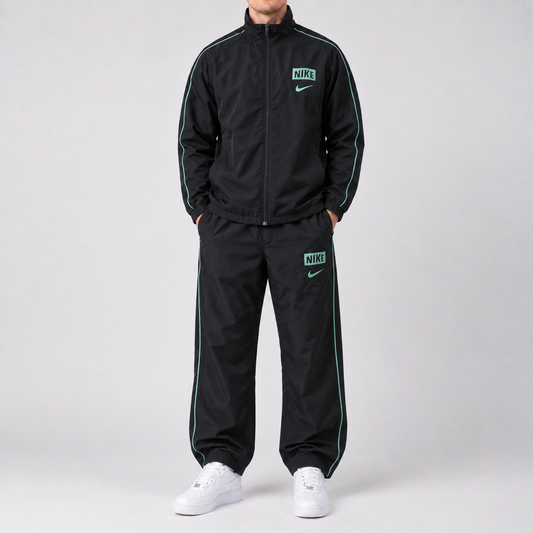 Nike Tracksuit (S)