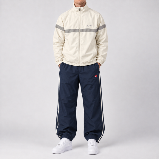 Nike Tracksuit (M)